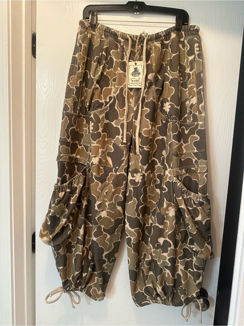 Easel Washed Camo Barrel Pants